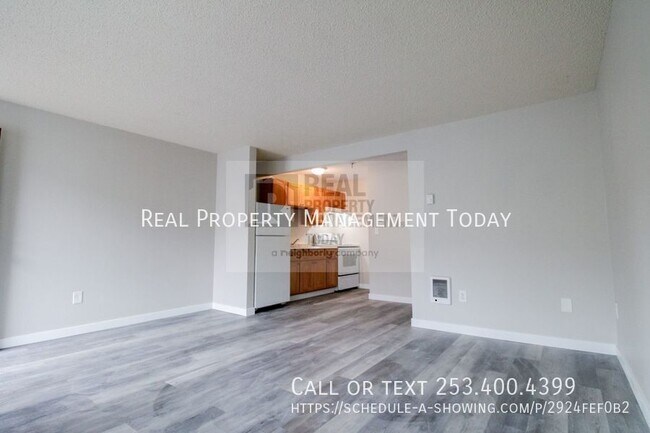 Photo - Upgraded 1bd 1ba apartment with fenced in ... Unidad 3