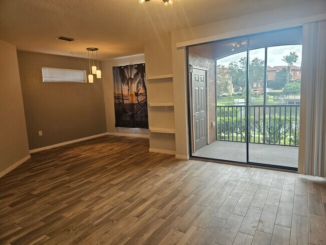 Photo - 6149 Metrowest Blvd Unidad 106
