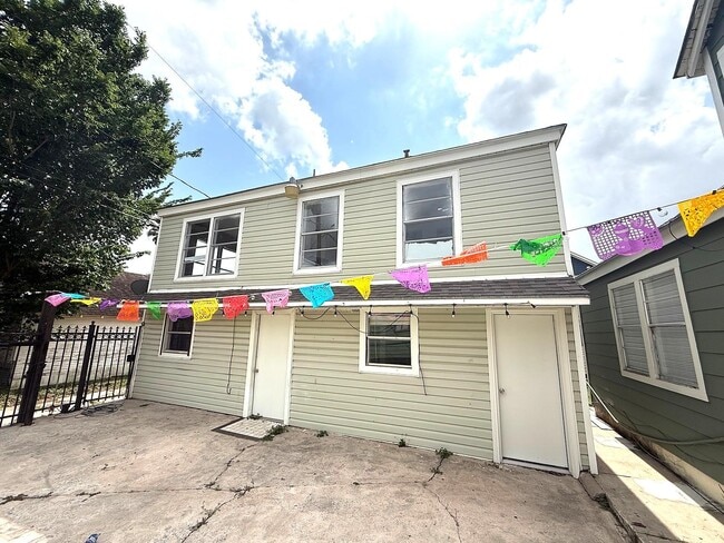 Building Photo - 106 Hanover St Unit C Rental