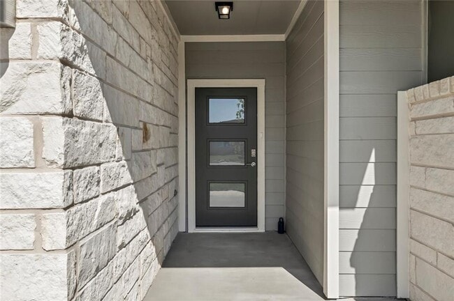 Photo - 14307 Macquarie Dr