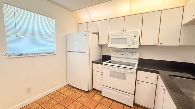 Photo - 10452 NW 10th St Unit 206