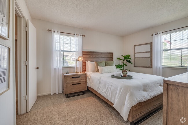 2BR, 2BA- 1000SF