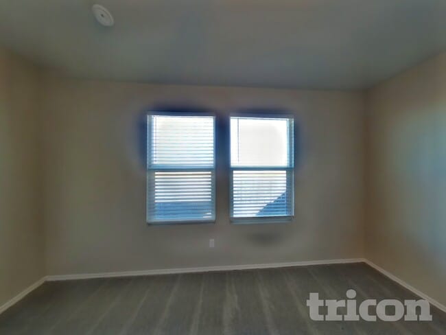 Photo - 5125 Sidesaddle Dr