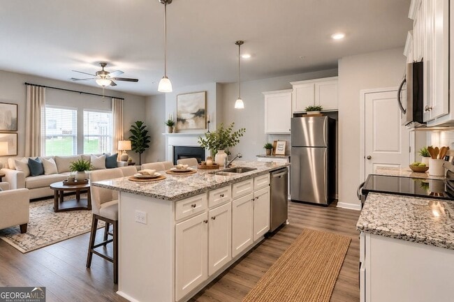11697 Mendenhall Ct