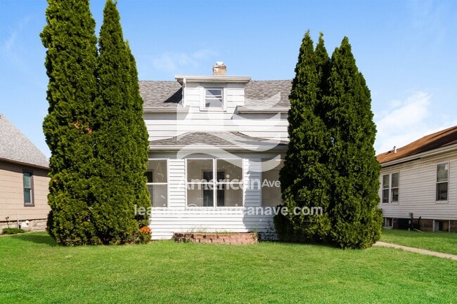 Photo - 161 16th Ave