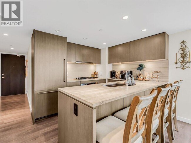 Photo - 112 13th St E Unit 602