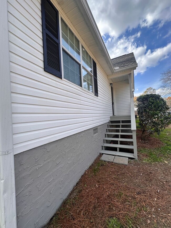 Photo - 121 Clyde Dr Unit C