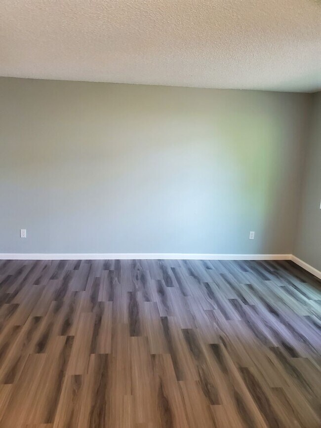 Photo - Cedar Gardens Apartments