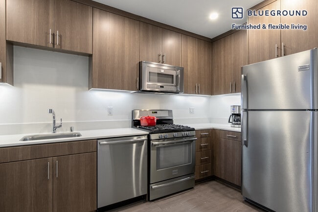 Photo - 375 N La Cienega Blvd Unidad FL2-ID223