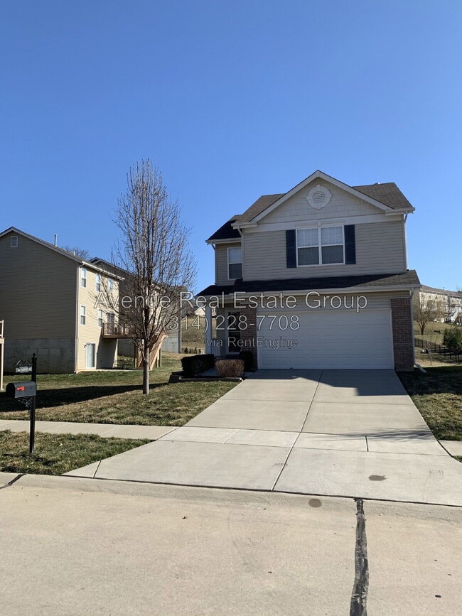 Photo - 554 Parkgate Dr