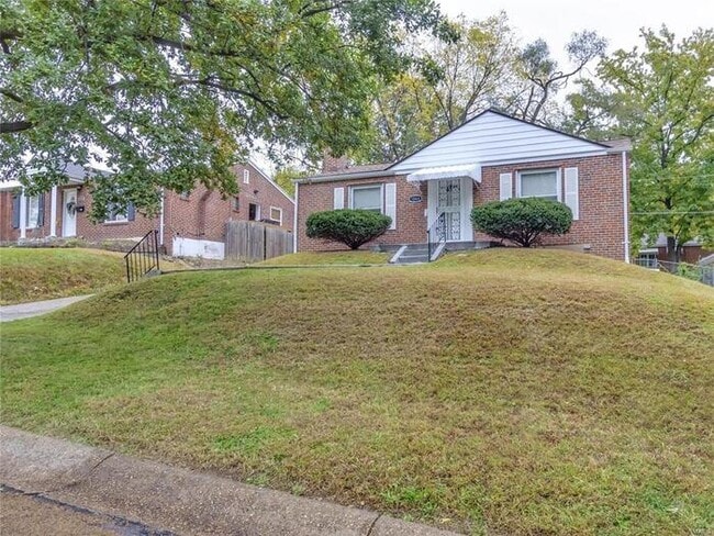 Building Photo - Fantastic 2bd/1ba home! Coming soon!