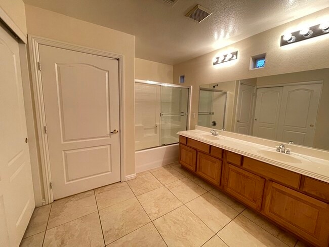 Photo - Carry Over Showing: This property has been...