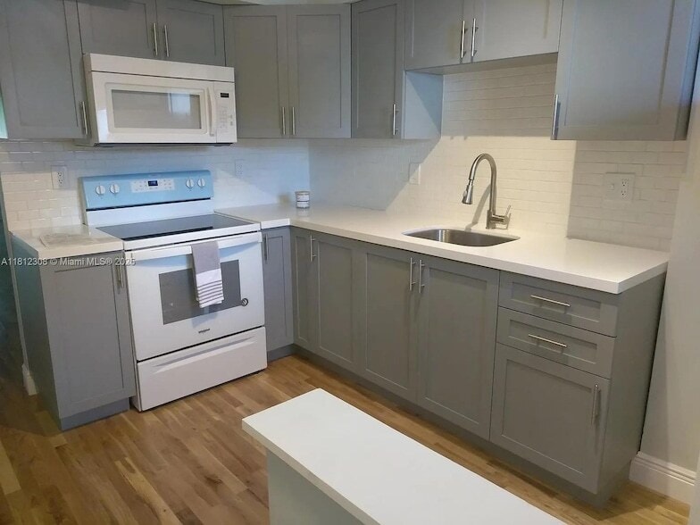 Photo - 6580 Santona St