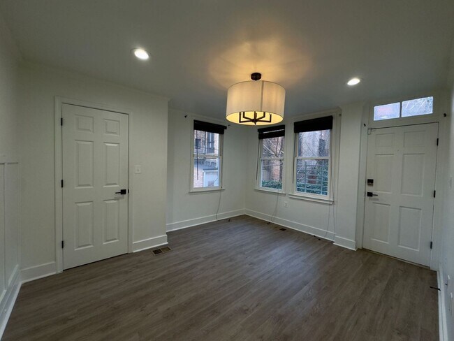 Photo - 807 Park Ave