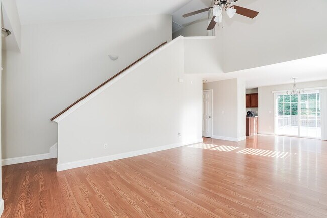 Photo - 5037 Timber Trail Dr