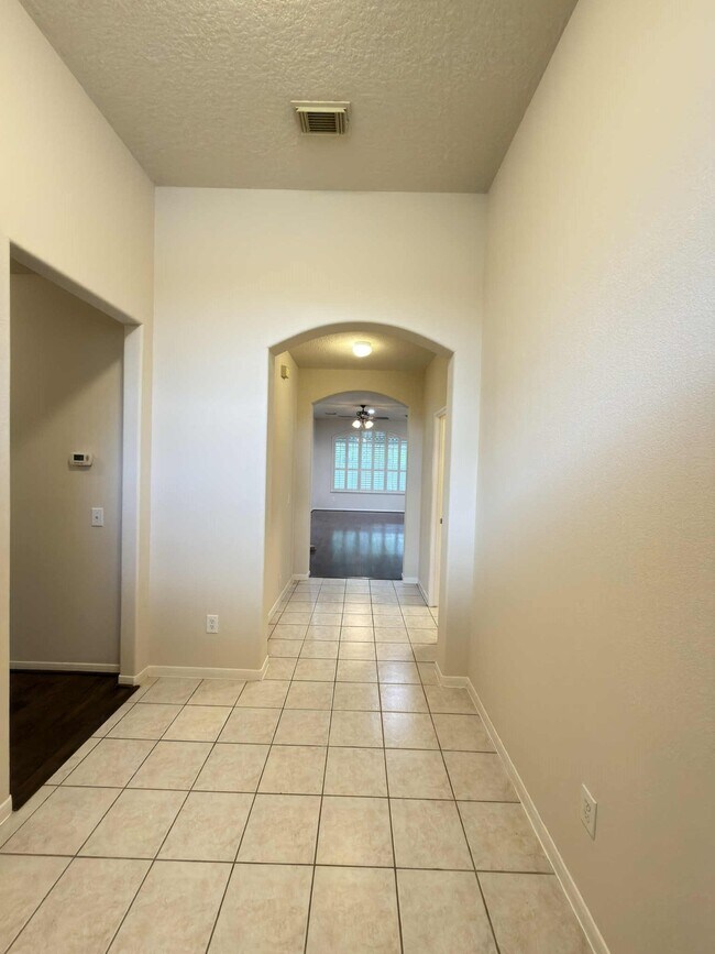 Photo - 9531 Summer Run