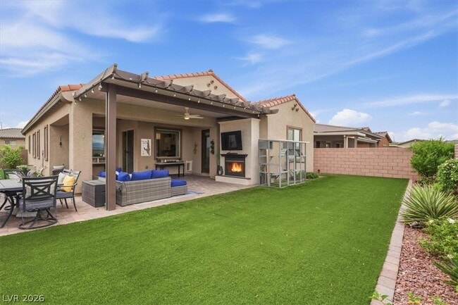 Photo - 246 Tallis Hills Ave