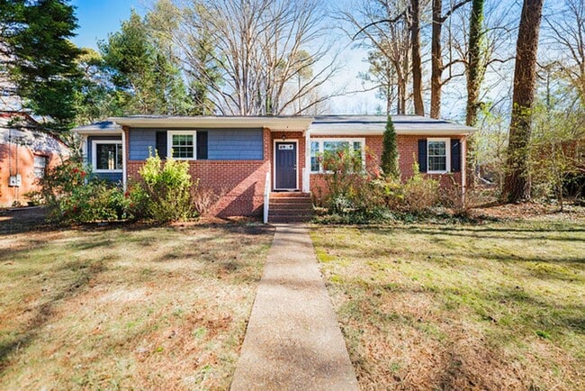 Photo - Beautiful Home Near Pony Pasture!