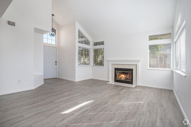 Building Photo - 390 Zachary Dr Rental