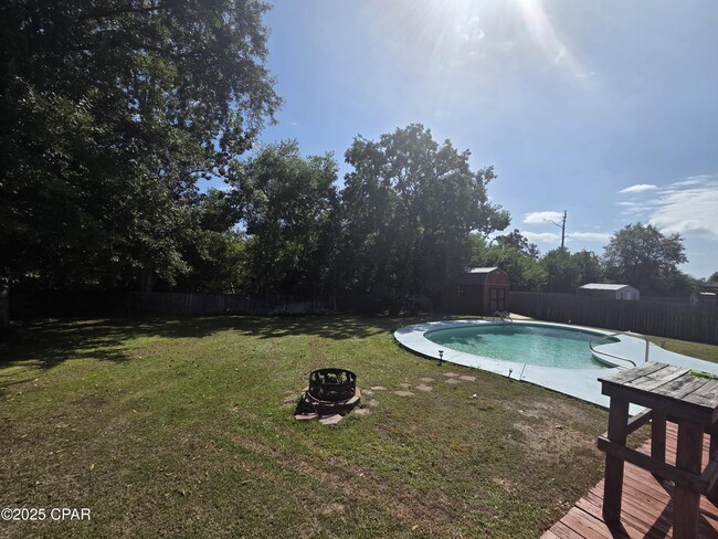 Photo - 1303 Sutherland Ct