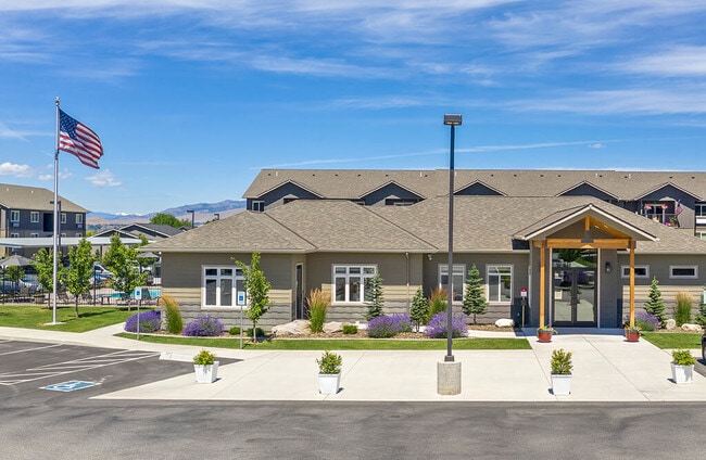 Rylee Ann Apartments