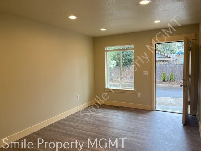 Photo - single house