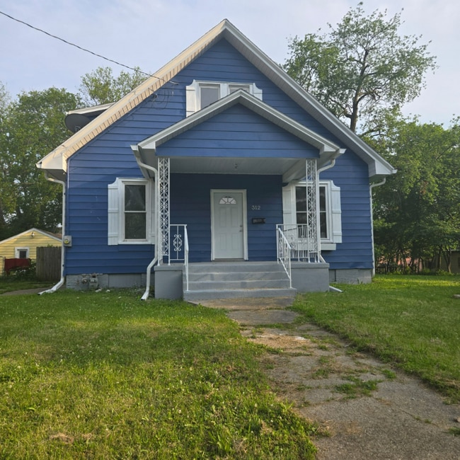 Photo - 312 W McClure Ave House