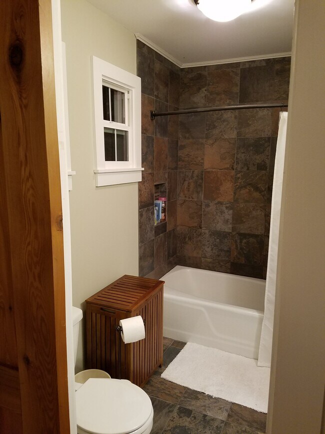 Photo - 4045 Brookfield Dr