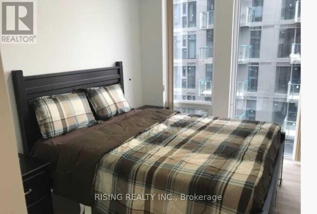 Photo - 28 Wellesley St E Unit 2904