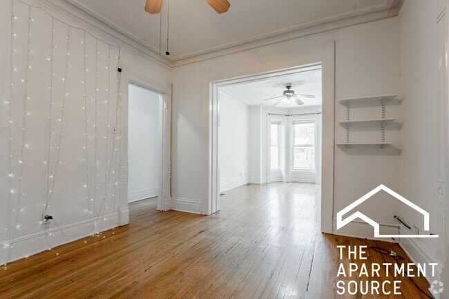 Building Photo - 241 W Scott St Unit 1 Rental