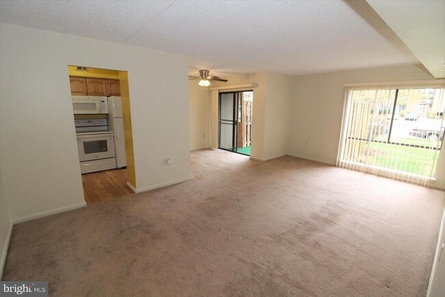 Building Photo - 8600A Village Square Dr Unit A Rental