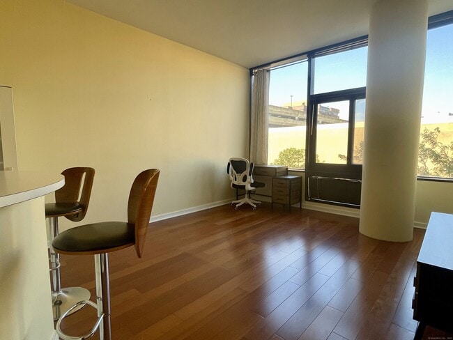Photo - 127 Greyrock Pl Unit APT PL4
