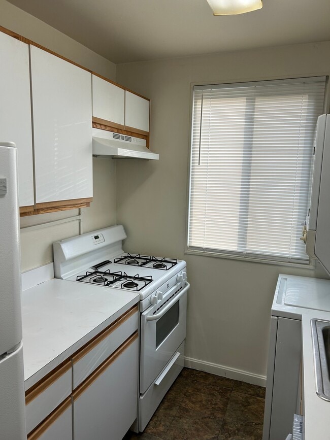 Photo - 1907 Good Hope Ct SE