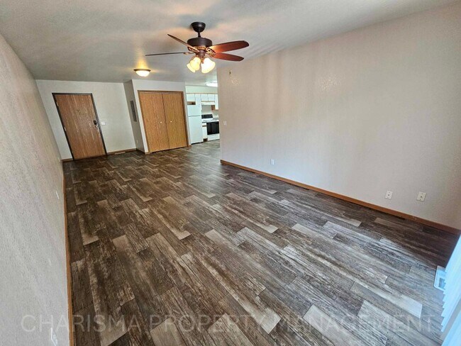 Photo - 340 N Main Ave