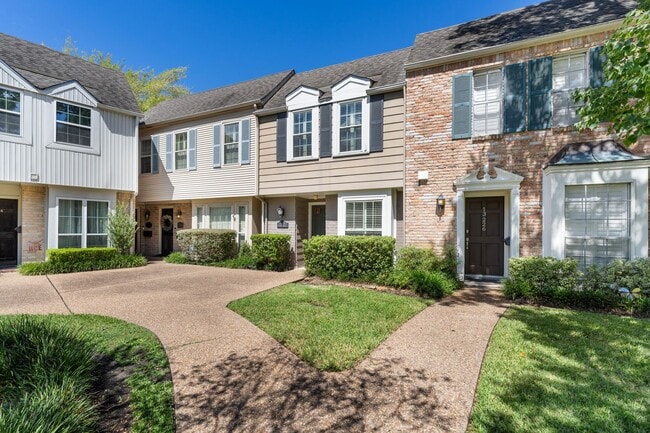 Photo - 13228 Trail Hollow Dr Unidad 3228
