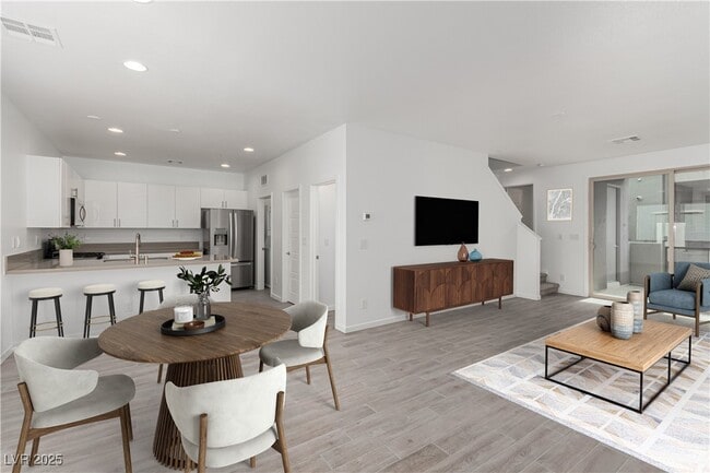 Building Photo - 11230 Hidden Peak Ave Unit 209 Rental