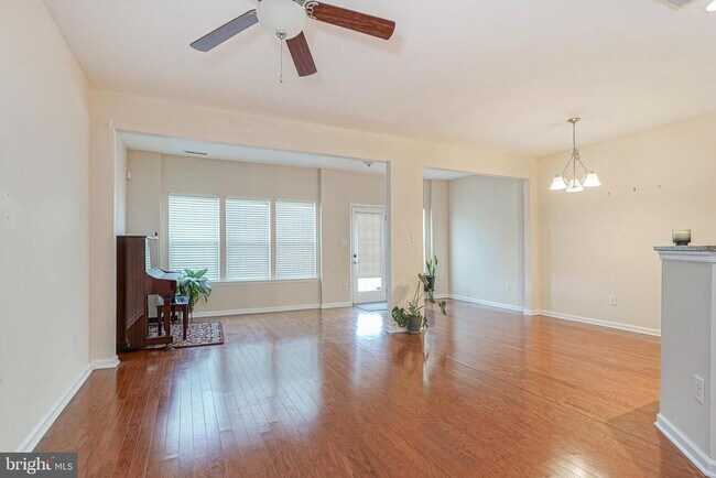 Photo - 56 Sundance Dr Townhome