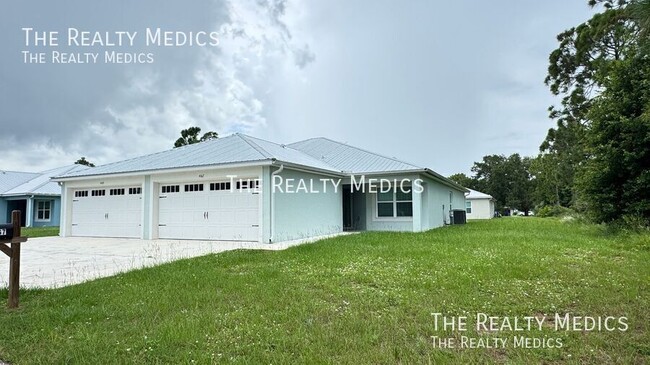 Photo - 4167 Hammock Rd
