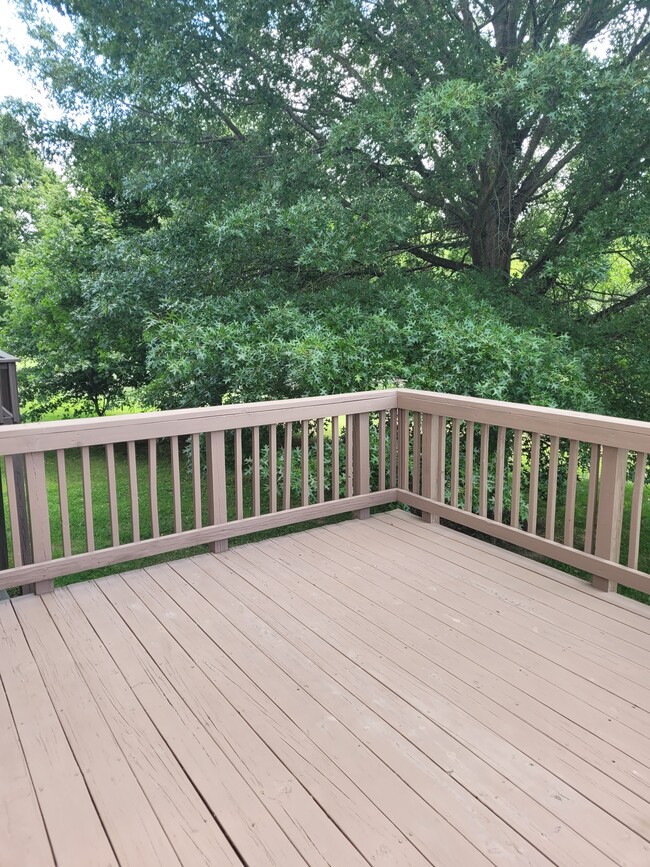 1405 Karr Ln