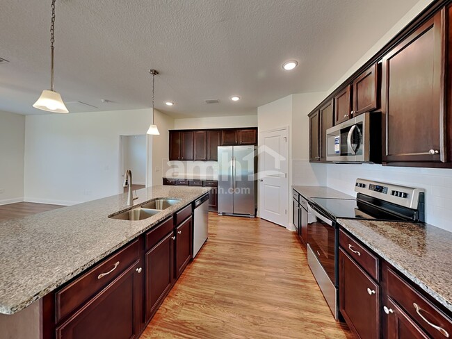 Photo - 151 Banyan Frst Dr