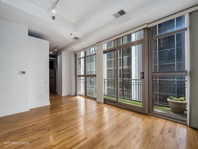 Photo - 212 W Washington St Unit 1413