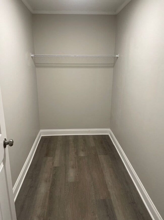 Photo - 417 E Twenty-Seventh St