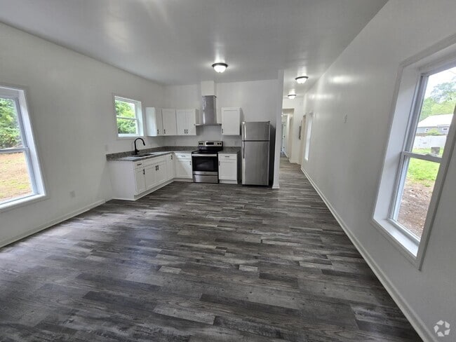 Building Photo - 61 Sargent Farmer St Rental