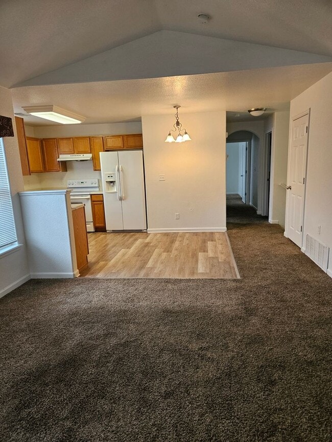 Photo - Amazing price amazing location 2 bdrm Condo avail: 7/16