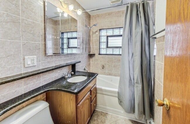 Photo - 4933 N Lester Ave
