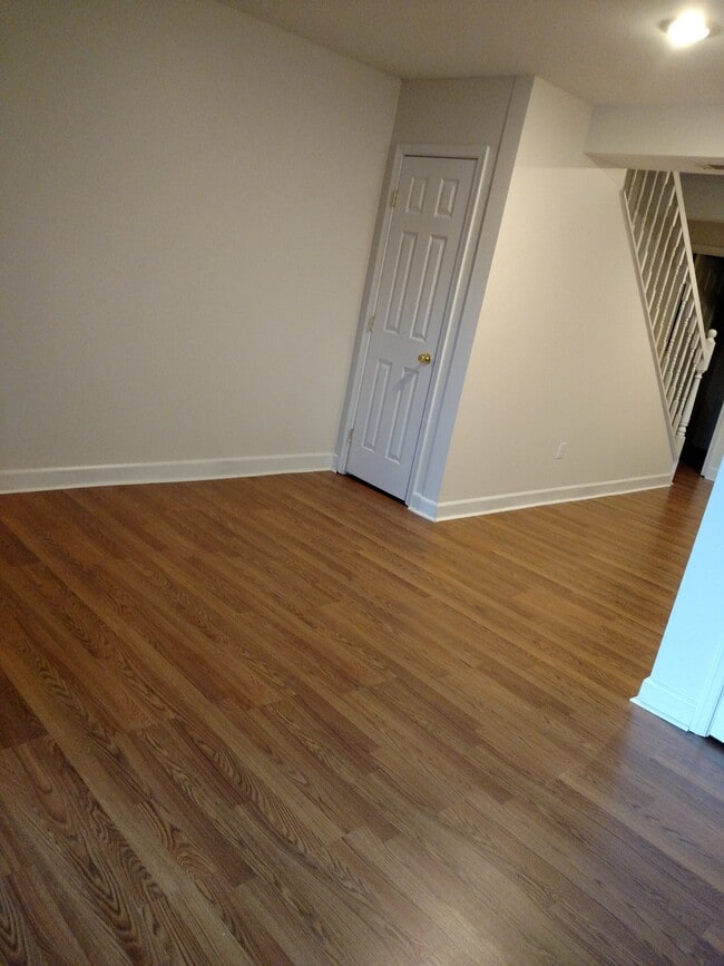 Photo - 807 W Spring Meadow Ct