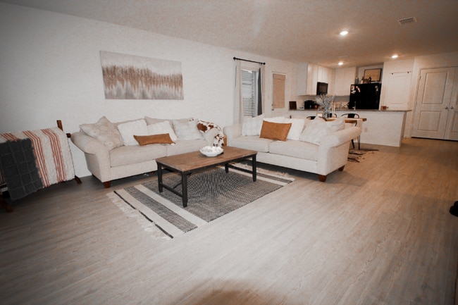 Photo - 15104 Bull Wagon Wy