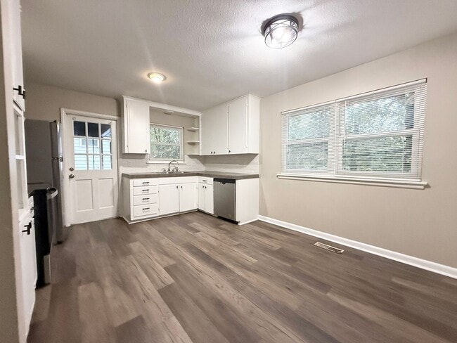 Photo - 5202 Nelbrook Dr