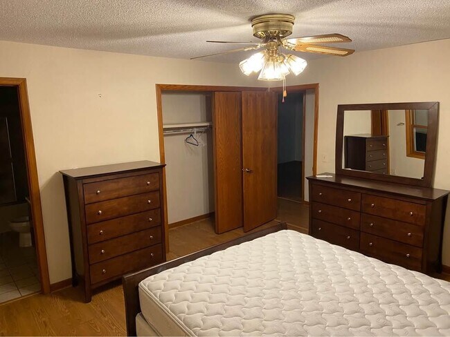 Photo - 284 Dalton Division Rd