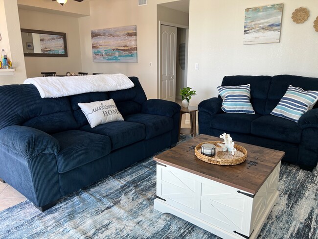 Photo - 16635 Lake Circle Dr Unit 613